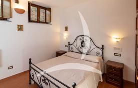 13-zimmer villa 588 m² in Lucca, Italien. 2 290 000 €