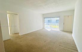 2-zimmer appartements in eigentumswohnungen 94 m² in Bay Harbor Islands, Vereinigte Staaten. $412 000