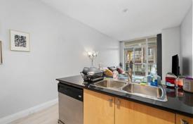 2-zimmer wohnung in Fort York Boulevard, Kanada. C$700 000