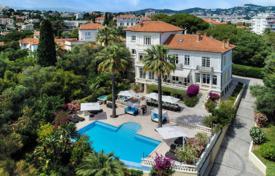 12-zimmer villa in Cannes, Frankreich. 30 000 €  pro Woche
