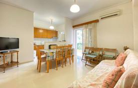2-zimmer wohnung 53 m² in Loutraki, Griechenland. 250 000 €