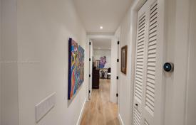 4-zimmer haus in der stadt 253 m² in Miami, Vereinigte Staaten. $2 695 000