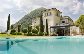 Villa – Argegno, Comer See, Lombardei,  Italien. 19 800 €  pro Woche