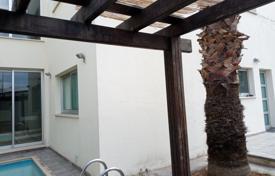 6-zimmer einfamilienhaus in Limassol (city), Zypern. 690 000 €