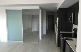 2-zimmer wohnung in Lake Shore Boulevard West, Kanada. C$694 000