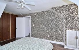 8-zimmer haus in der stadt in North York, Kanada. C$1 834 000