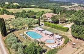 Villa – Pomarance, Toskana, Italien. 1 785 000 €