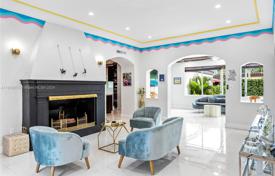 Haus in der Stadt – Miami Beach, Florida, Vereinigte Staaten. $3 295 000