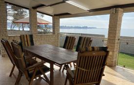 Haus Beautiful house for sale, 140 m², first row to the sea, Umag. 1 500 000 €