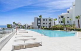 2-zimmer wohnung 149 m² in Estepona, Spanien. 495 000 €