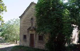 Villa 2160 m² in Dicomano, Italien. 1 000 000 €