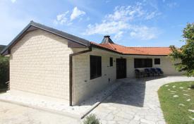 Einfamilienhaus – Budva (Stadt), Budva, Montenegro. 450 000 €