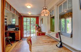 8-zimmer haus in der stadt in Old Toronto, Kanada. C$1 651 000