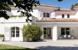 Villa – Mougins, Côte d'Azur, Frankreich. 3 700 000 €