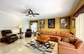 2-zimmer haus in der stadt 124 m² in Miami, Vereinigte Staaten. $400 000