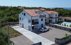 5-zimmer haus in der stadt 184 m² in Primorje-Gorski Kotar County, Kroatien. Price on request