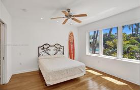 Wohnung – Pine Tree Drive, Miami Beach, Florida,  Vereinigte Staaten. $270 000