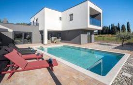 5-zimmer haus in der stadt 178 m² in Poreč, Kroatien. 745 000 €