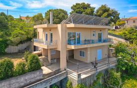 4-zimmer haus in der stadt 186 m² in Galatas, Griechenland. 290 000 €