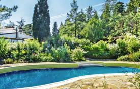 Villa 260 m² in Livorno, Italien. 990 000 €