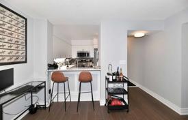 4-zimmer wohnung in Carlton Street, Kanada. C$815 000