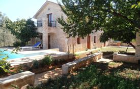7-zimmer haus in der stadt 300 m² in Marcana, Kroatien. 790 000 €