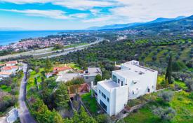 3-zimmer villa 560 m² auf der Peloponnes, Griechenland. 430 000 €