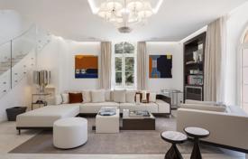 12-zimmer villa in Cannes, Frankreich. 175 000 €  pro Woche