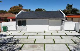 4-zimmer haus in der stadt in Miami, Vereinigte Staaten. $895 000