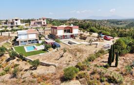 12-zimmer villa 240 m² auf der Peloponnes, Griechenland. 550 000 €