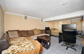 12-zimmer haus in der stadt in York, Kanada. C$1 880 000