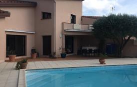 3-zimmer villa in Occitanie, Frankreich. 3 200 €  pro Woche
