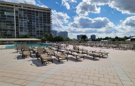 1-zimmer appartements in eigentumswohnungen 81 m² in Hallandale Beach, Vereinigte Staaten. $329 000