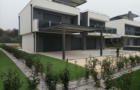 4-zimmer haus in der stadt 210 m² in Banjole (Croatia), Kroatien. 970 000 €