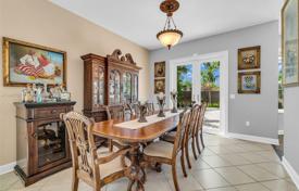 Haus in der Stadt – Pembroke Pines, Broward, Florida,  Vereinigte Staaten. $1 045 000