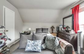 5-zimmer haus in der stadt in North York, Kanada. C$2 086 000