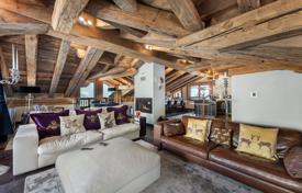 Villa – Courchevel, Savoie, Auvergne-Rhône-Alpes,  Frankreich. 3 999 000 €