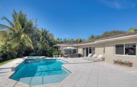 4-zimmer villa 375 m² in Miami, Vereinigte Staaten. $1 450 000