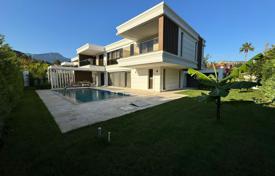 4-zimmer villa 270 m² in Camyuva, Türkei. $953 000