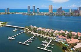 8-zimmer villa 769 m² in Miami, Vereinigte Staaten. 6 456 000 €
