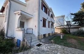 12-zimmer haus in der stadt 255 m² in Zadar County, Kroatien. 420 000 €