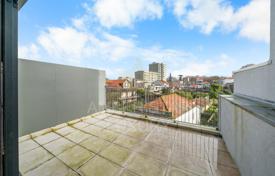 6-zimmer haus in der stadt 248 m² in Porto (city), Portugal. 875 000 €