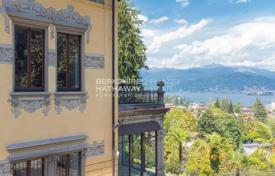 Villa – Stresa, Piedmont, Italien. Price on request