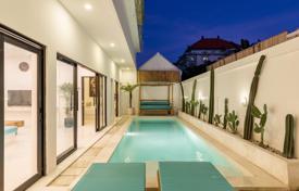 Villa – Seminyak, Bali, Indonesien. 242 000 €