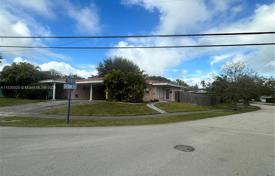 Wohnung 252 m² in Palmetto Bay, Vereinigte Staaten. $790 000