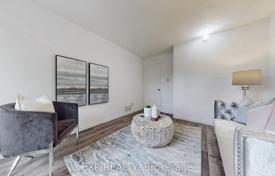 9-zimmer haus in der stadt in Scarborough, Kanada. C$1 554 000