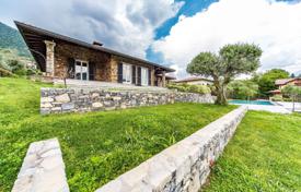 Villa – Comer See, Lombardei, Italien. 2 400 000 €