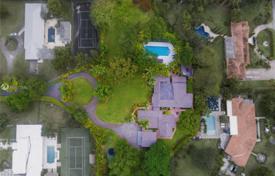9-zimmer villa 719 m² in Miami, Vereinigte Staaten. 2 171 000 €