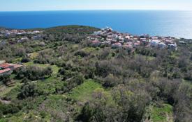 Grundstück in Krimovica, Montenegro. 273 000 €