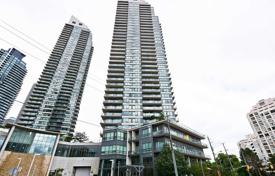 3-zimmer wohnung in Lake Shore Boulevard West, Kanada. C$1 037 000